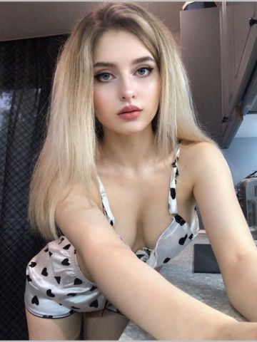 Юна